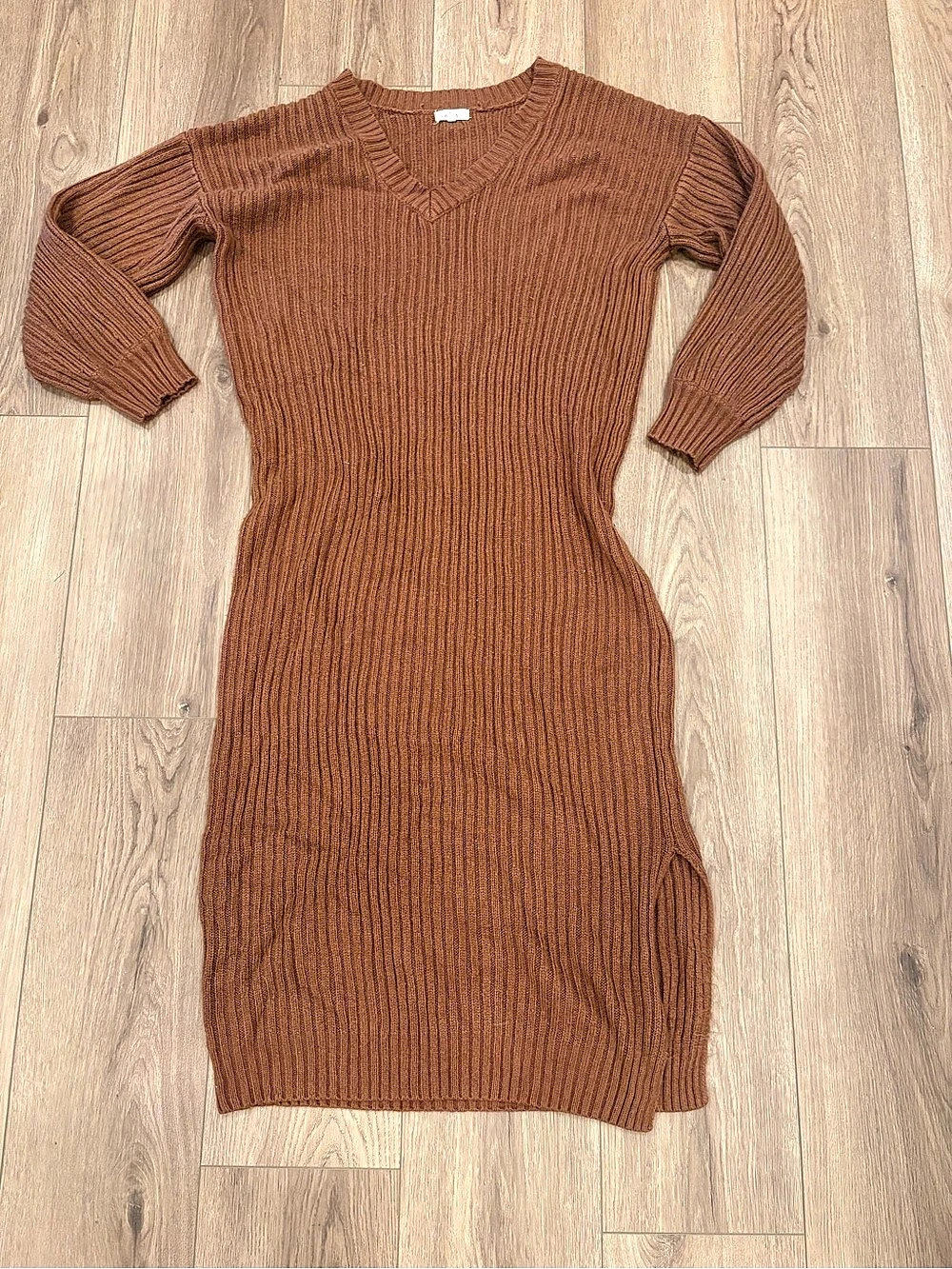 In loom Ribbed Midi Dress in Brown Size Large
